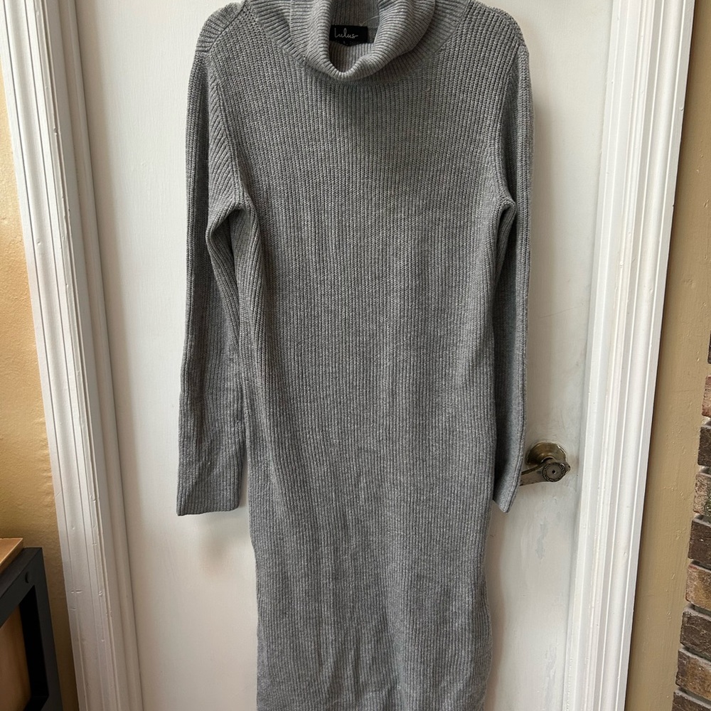 Lulus Size Large Sweater Dress‎